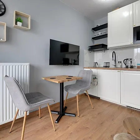 Rentplanet - Hallera Apartment