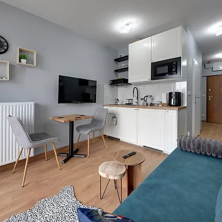 Rentplanet - Hallera Apartment