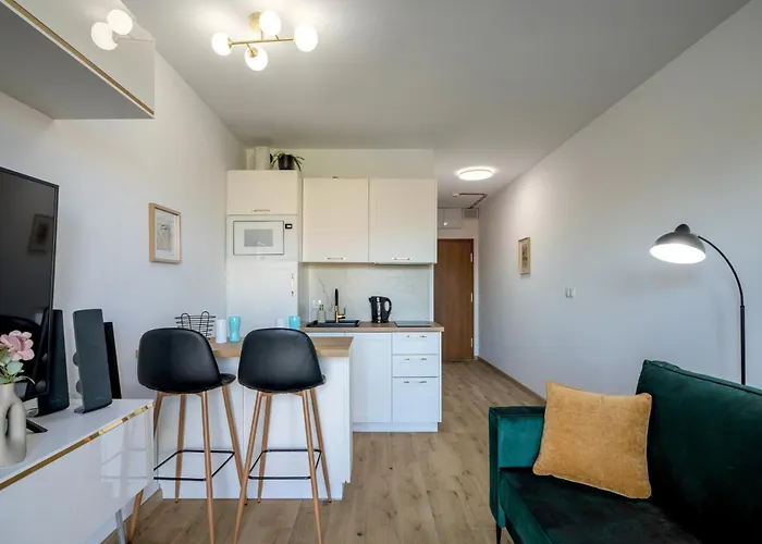 Rentplanet - Hallera Wroclaw